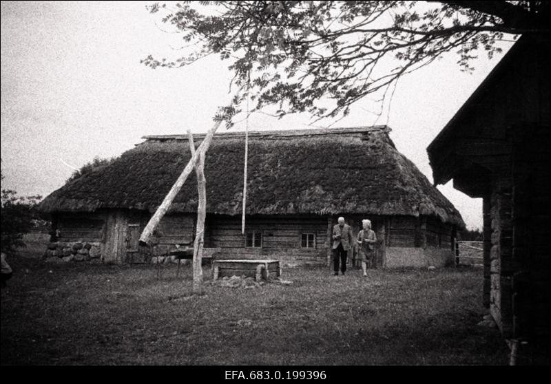 Talumuuseum Oru kooli juures [Paliveres].