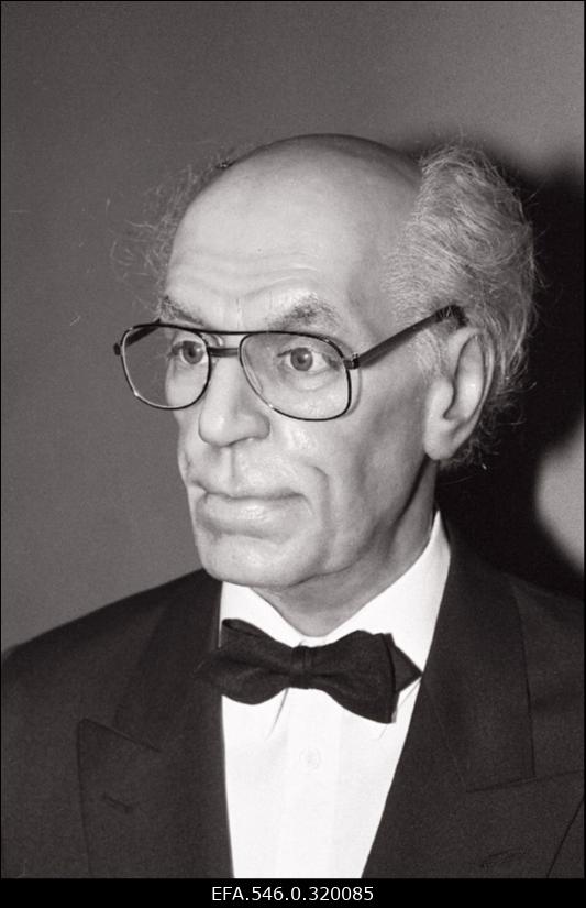 Lennart Meri vahakuju.