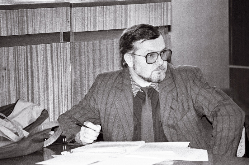 Mihhail Lõssenko advokaat ......?