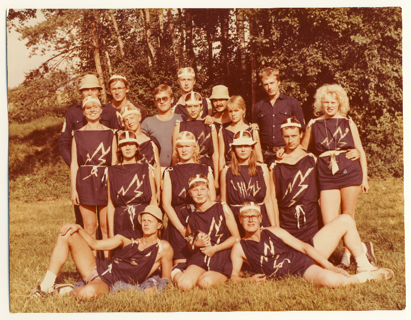 EÜE-85 rühmade grupipildid II. Viisli rühm