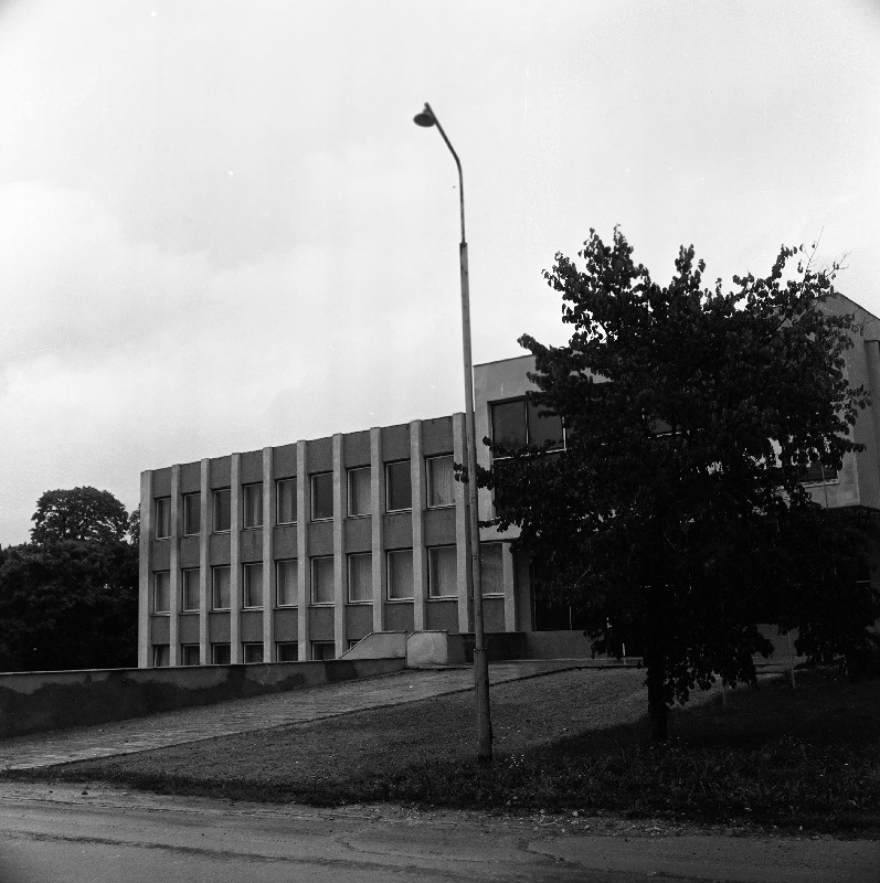 Rakvere Rajooni Veterinaarjaama välisvaade.