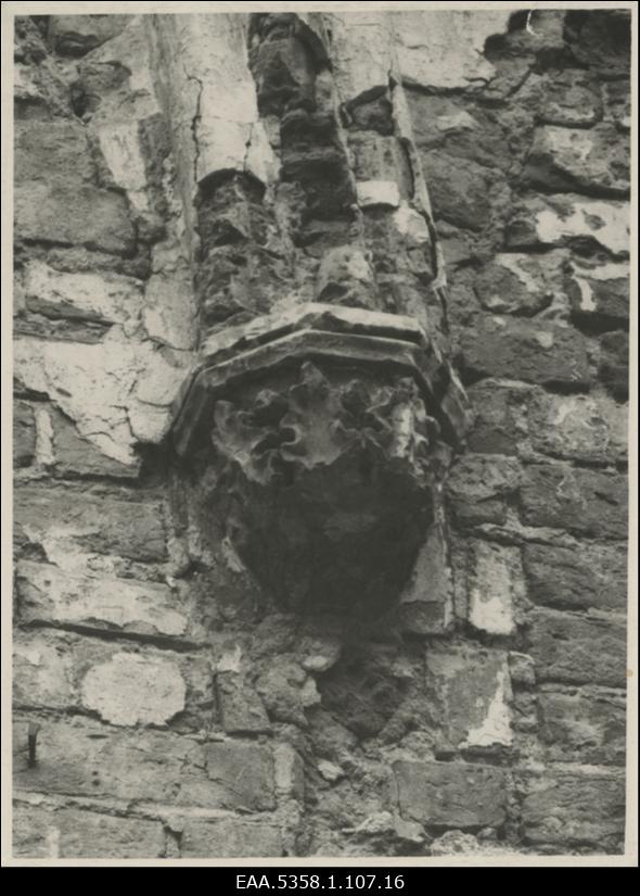 Ornament Jaani kirikul