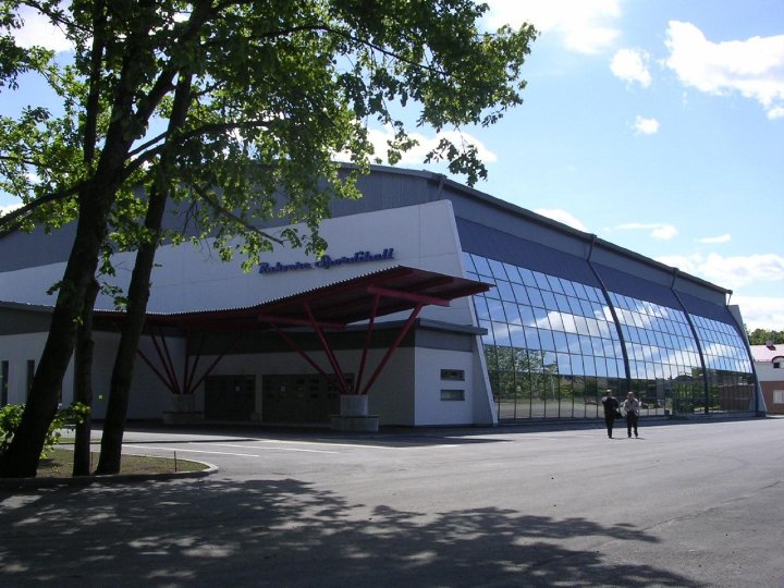 Kastani Arena - Rakvere Spordihall that is home to basketball club Rakvere Tarvas and volleyball club VK Rivaal (Grossi Toidukaubad)