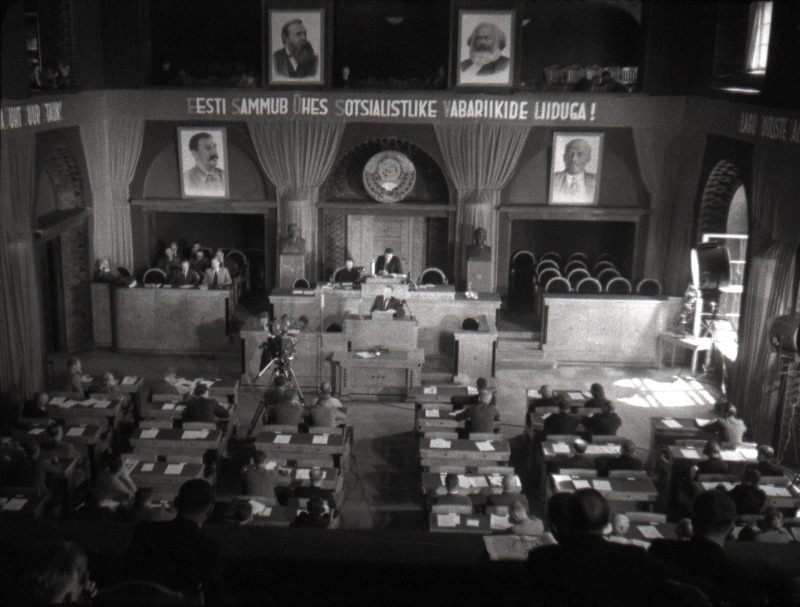Riigivolikogu esimene istungjärk 21.-23.07.1940, juhataja Arnold Veimer.