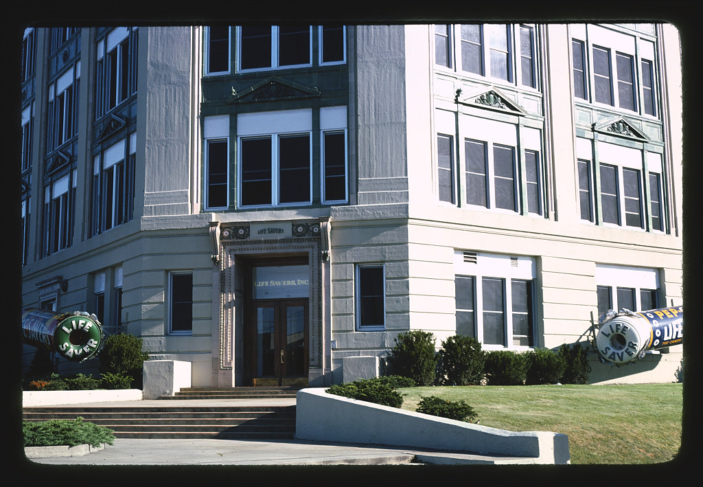 Lifesaver factory, Port Chester, New York (LOC)