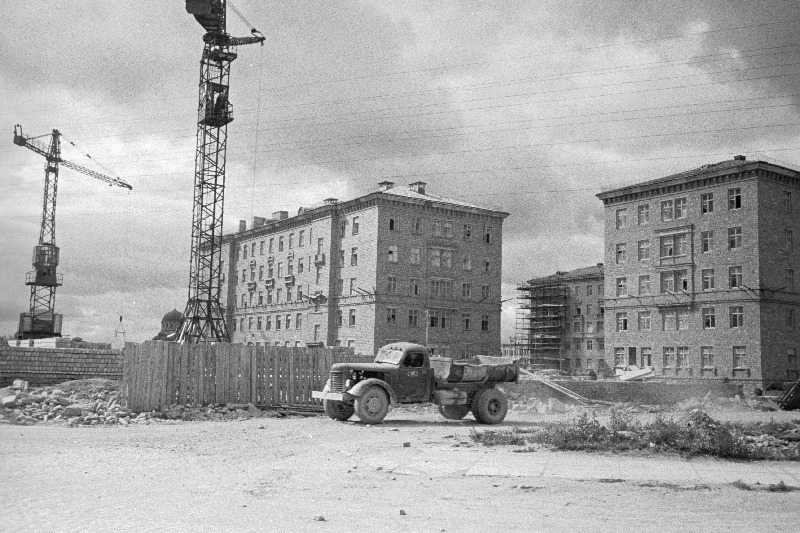 Puuvillakombinaadi Kreenholmi Manufaktuur tekstiilitöölistele määratud elamute ehitamine.