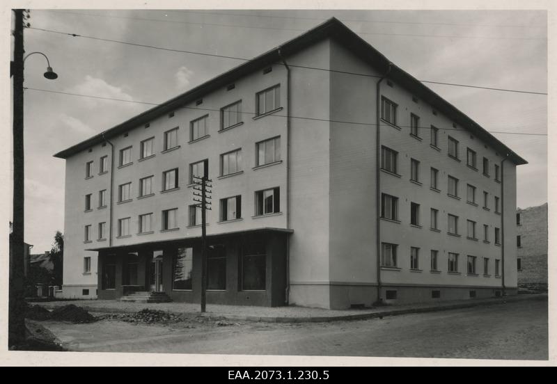 Tartu's new constructions in the 1960s, an apartment building on the corner of Pälson (Pepler) and Teacher Street