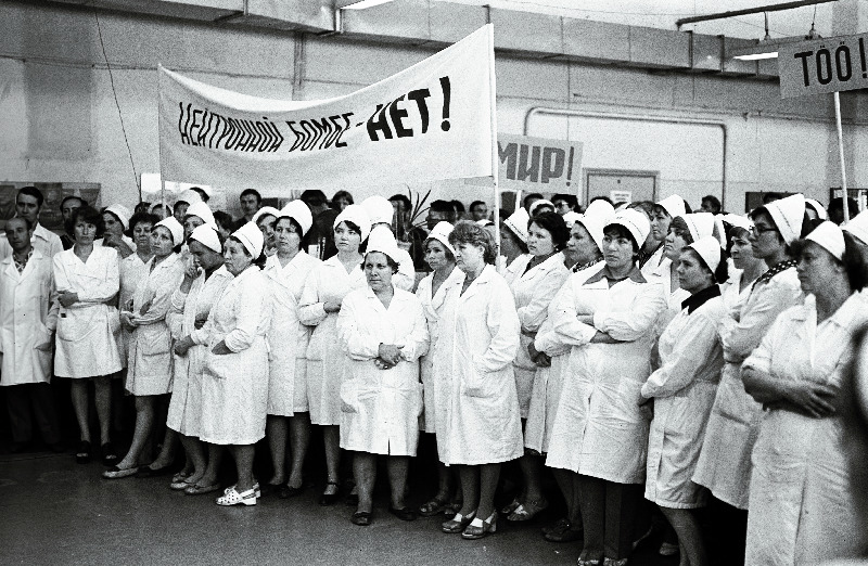 Protestimiiting neutronpommi keelustamiseks M.I. Kalinini nimelises Elektrotehnikatehases.