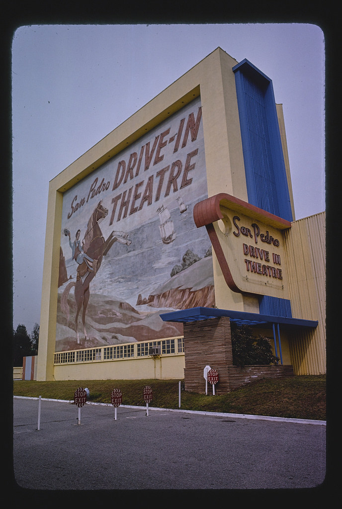San Pedro Drive-In Theater, angle from right, gray sky, Gaffey Street, San Pedro, Los Angeles, California (LOC)