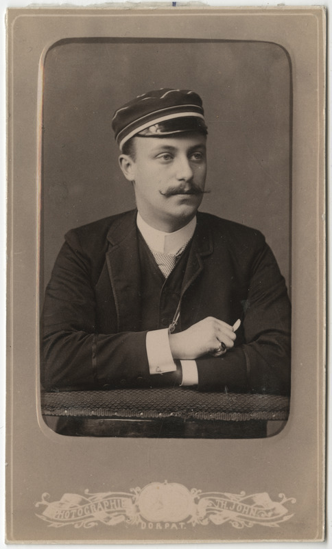 Korporatsiooni "Livonia" liige Michael von zur Mühlen, portreefoto