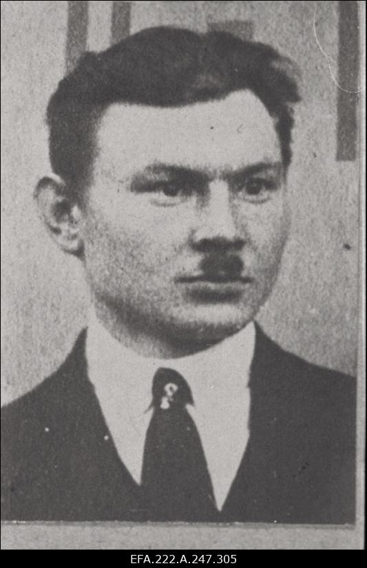 Riigivastases tegevuses kahtlustatav Tallinna Volikogu liige Johannes Vanja enne  põgenemist Venemaale.