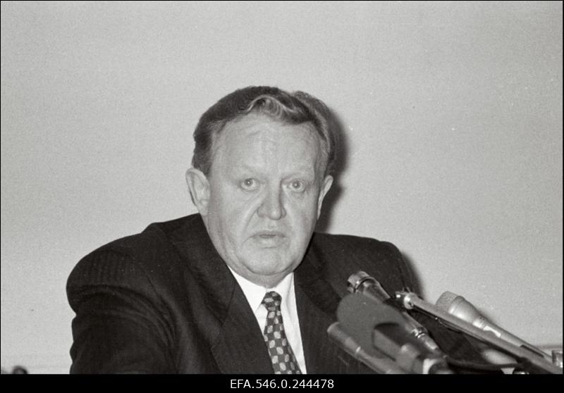 Soome Vabariigi president Martti Ahtisaari riigivisiidil Eestisse.