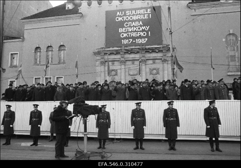 Oktoobripühade paraad.