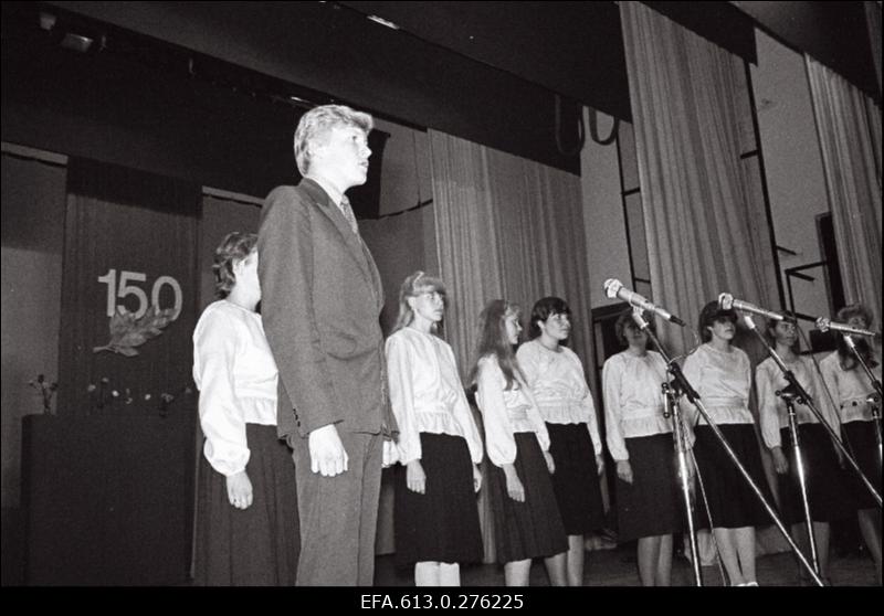 Sindi-150, pidustused.