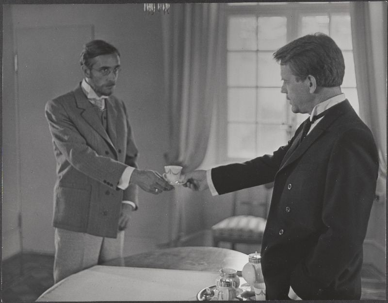 Mängufilm "Doktor Stockmann". Lembit Ulfsak Tomas Stockmanni osas, Evald Hermaküla Peter Stockmanni osas.