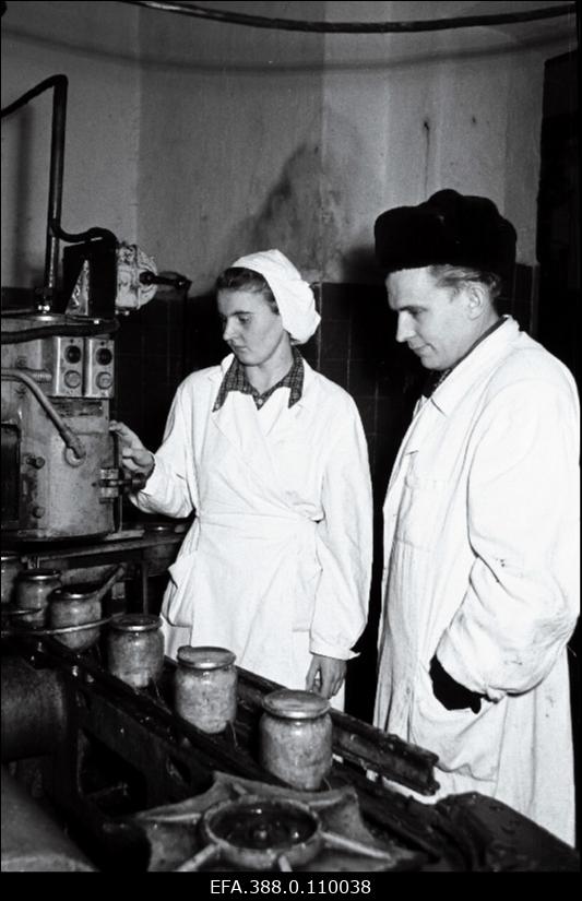 Viljandi konservitehase liin.