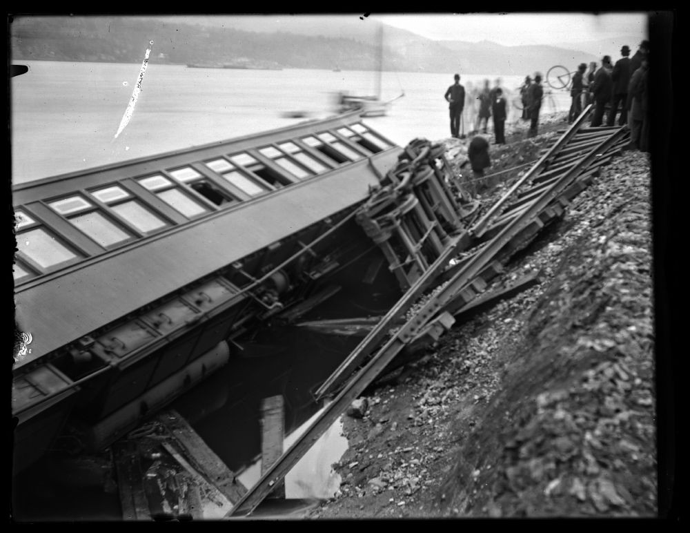Harrison, NY Train Wreck