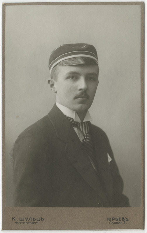 Korporatsioon "Estonia" liige Nikolai Riesenkampff, portreefoto