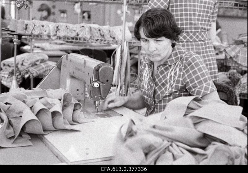 "Sangari" tsehhides - Põltsamaal ja Jõgeval.