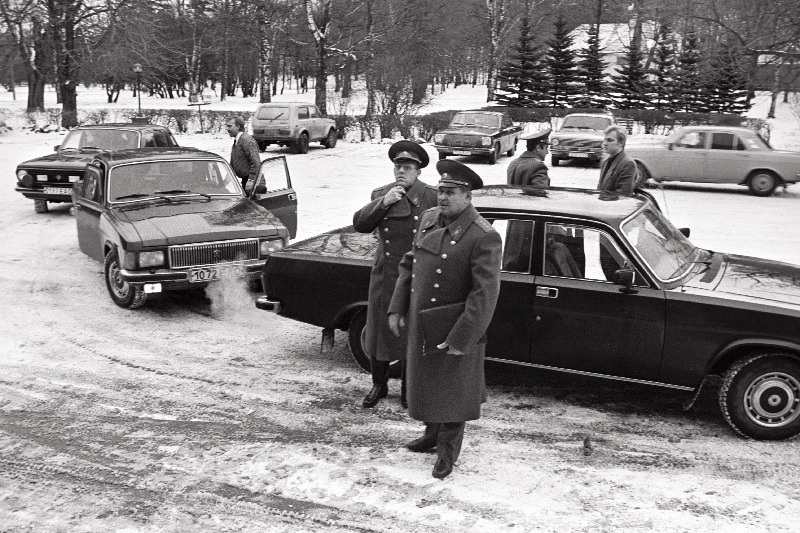 Saabus Tallinna läbirääkimistele NSVL Relvajõudude delegatsioon Eesti Vabariigi Ülemnõukogu istungjärgule eesotsas Kindralstaabi ülema asetäitja Grigori Krivošejeviga.