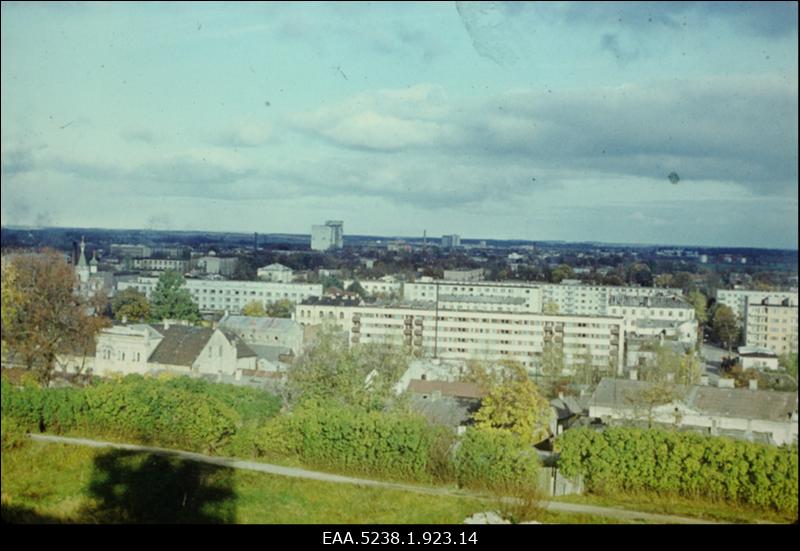 Vaade linnamäelt Rakvere linnale