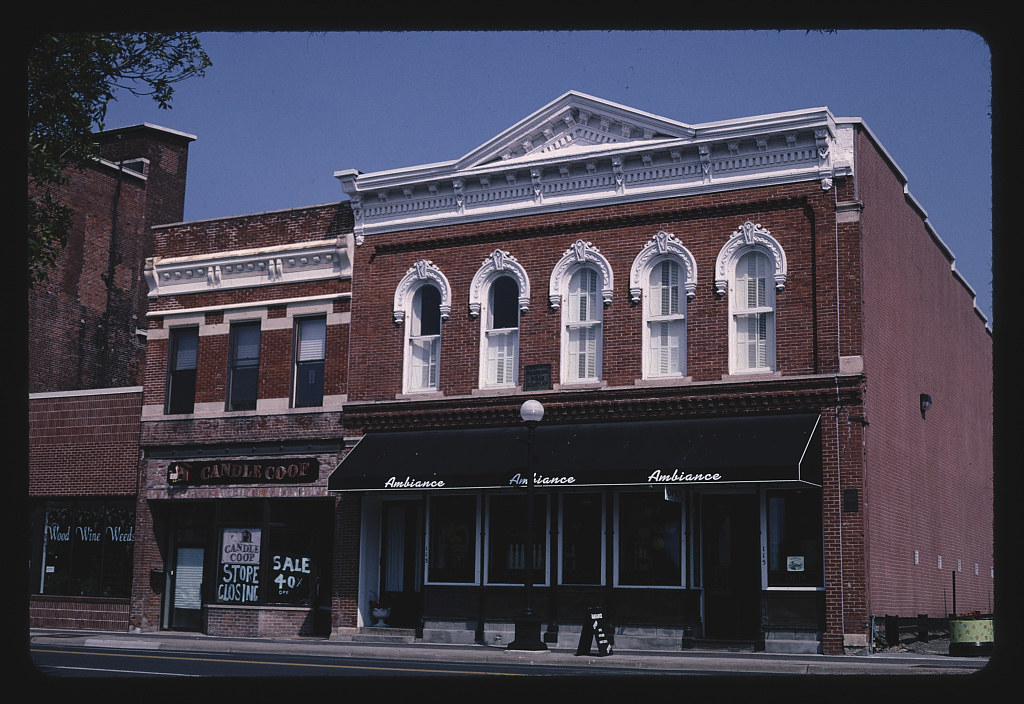 Two buildings, La Crosse, Wisconsin (LOC)