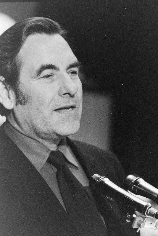 EKP XVIII kongressil esineb sõnavõtuga EKP Pärnu Rajoonikomitee esimene sekretär V.Udam