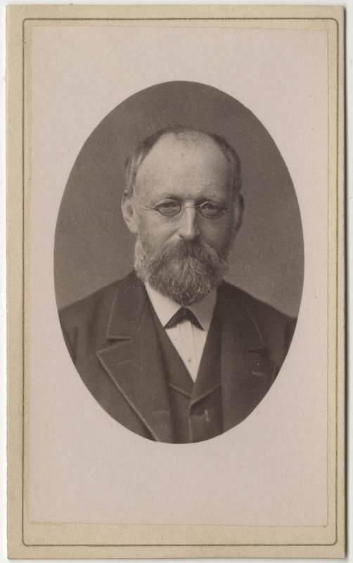 Tartu Ülikooli eripatoloogia professor Alfred Vogel, portreefoto