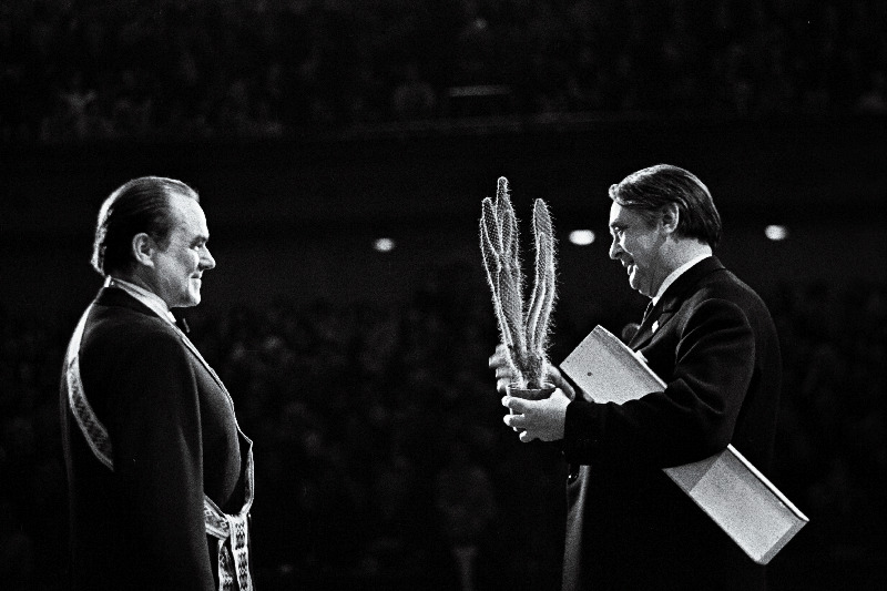 Georg Otsa 50. sünnipäeva tähistamine teatris Estonia. Juubeliõhtu