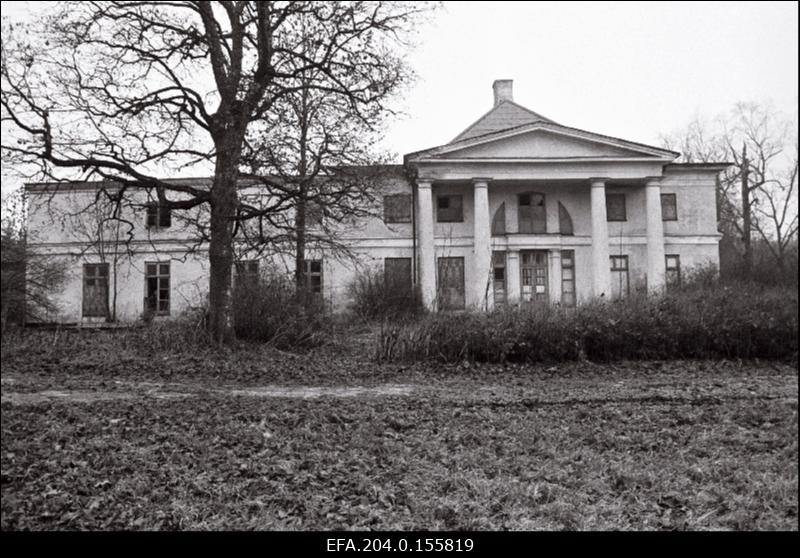 Kuulsa vene meresõitja Otto von Kotzebue viimane eluase - Triigi mõisahoones.
