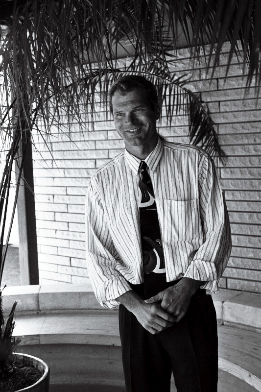 Väliseestlane Kanadast doktor Allan Odo, kes töötab Pirita Purjespordikeskuses asuvas firmas “TOP MED” kiropraktikuna.