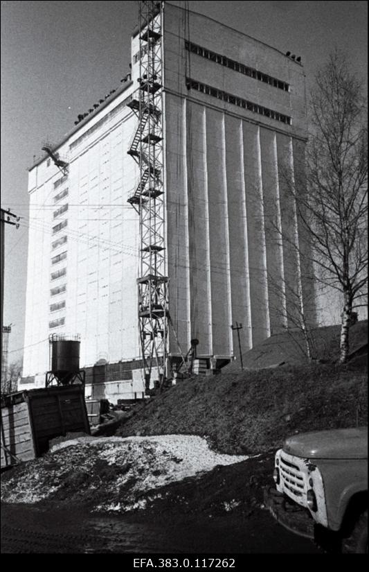 Tamsalu Teraviljasaaduste Kombinaadi elevaator.