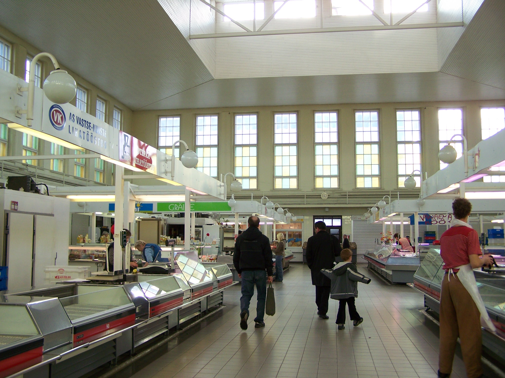 Tartu town market (2988269999) - A market hall in Tartu, Estonia