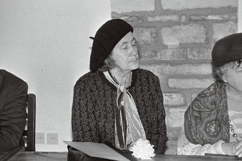 Kirjanik Debora Vaarandi.