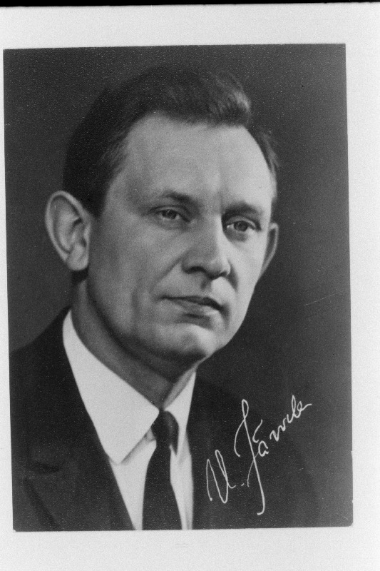 Järvela, Uno - dirigent, 1969.a. juubelilaulupeo üldjuht.