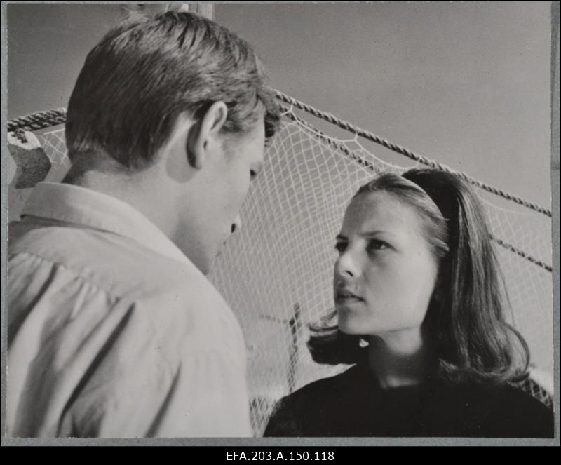 Jozas Budraitis Taneli ja Gerlinda Koppelman Saale osasfilmistuudio Tallinnfilm mängufilmis Tütarlaps mustas.