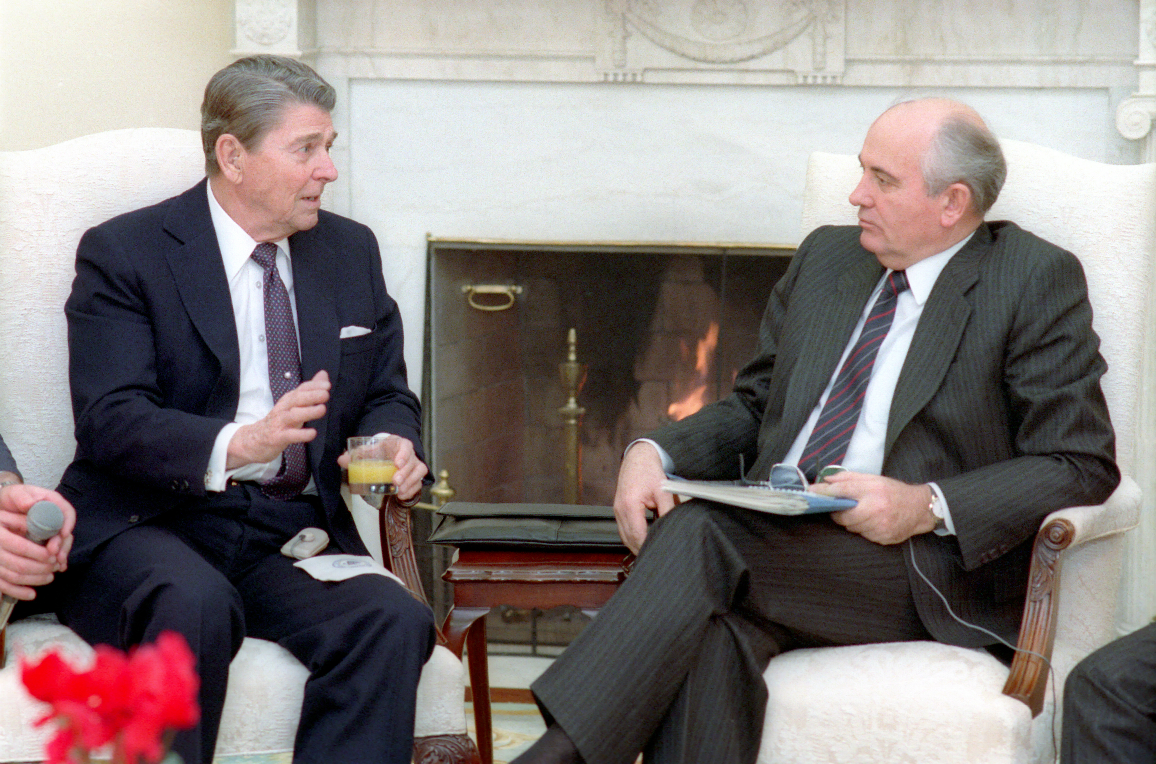 President Ronald Reagan and Soviet General Secretary Mikhail Gorbachev - President Ronald Reagan and Soviet General Secretary Gorbachev Having Their First Meeting in The Oval Office at The White House, 12/8/1987