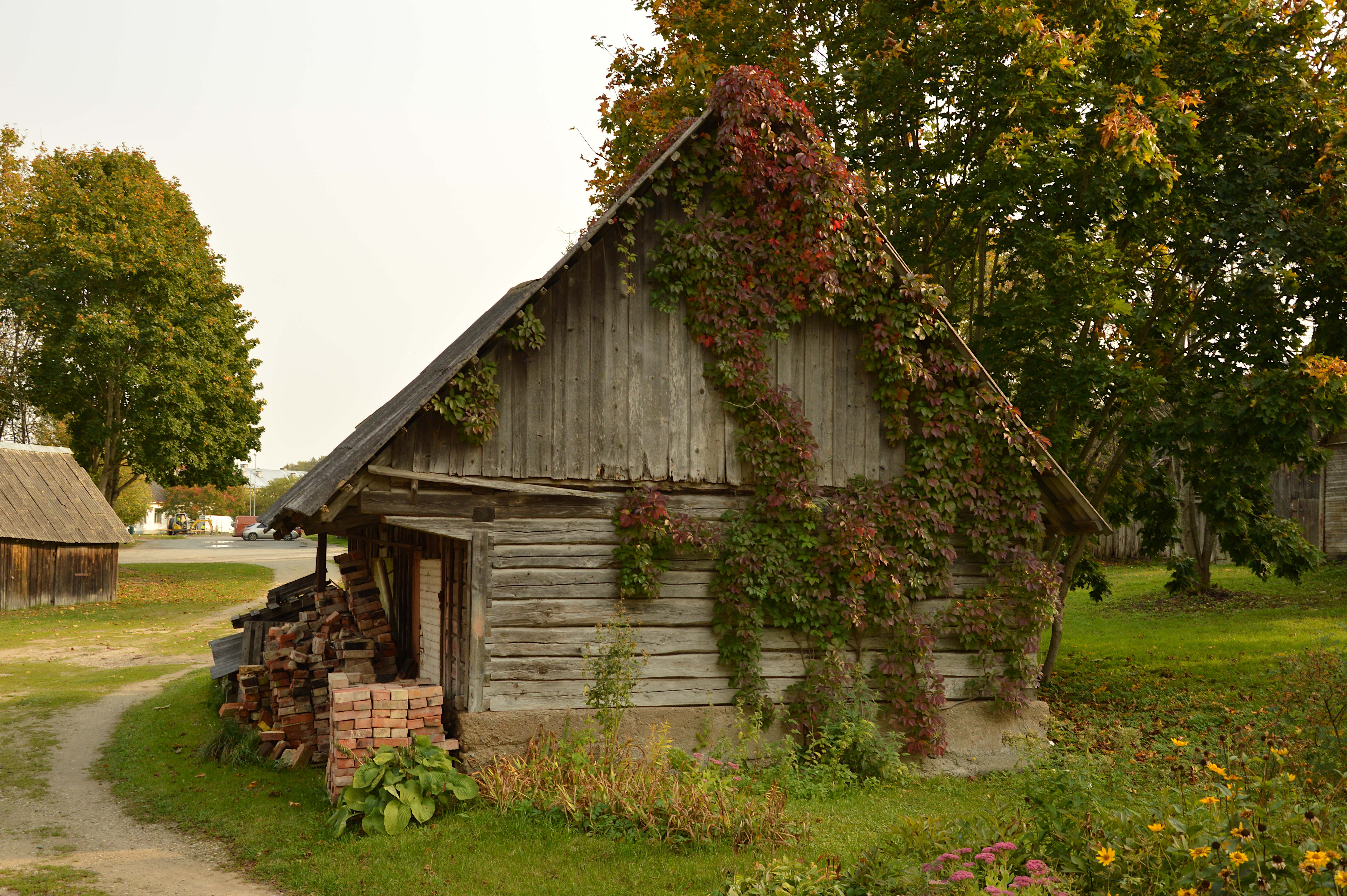 Otepää - wmee-014 - Otepää. Vana puithoone kultuurimaja vastas