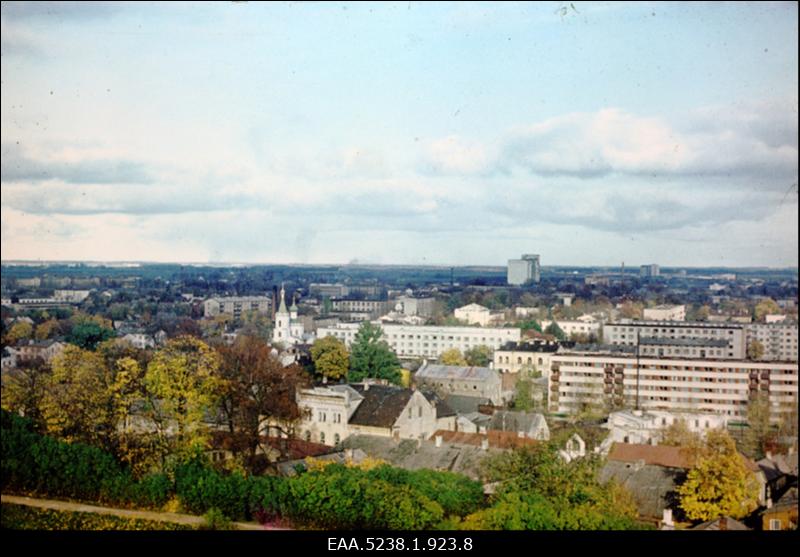 Vaade Rakvere linnuselt linnale