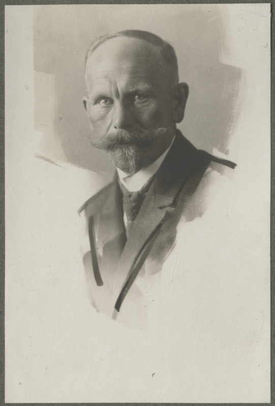 Aleksander Lange portree