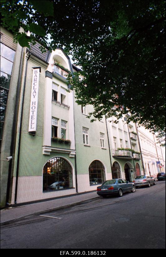 Barclay hotell Ülikooli tänavas.