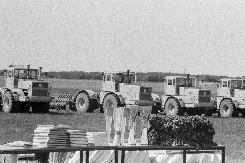 Harju rajooni künnivõistlused Aruküla kolhoosis.