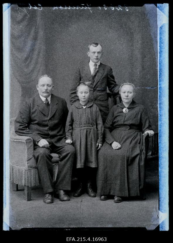 Perekond Jürisson.