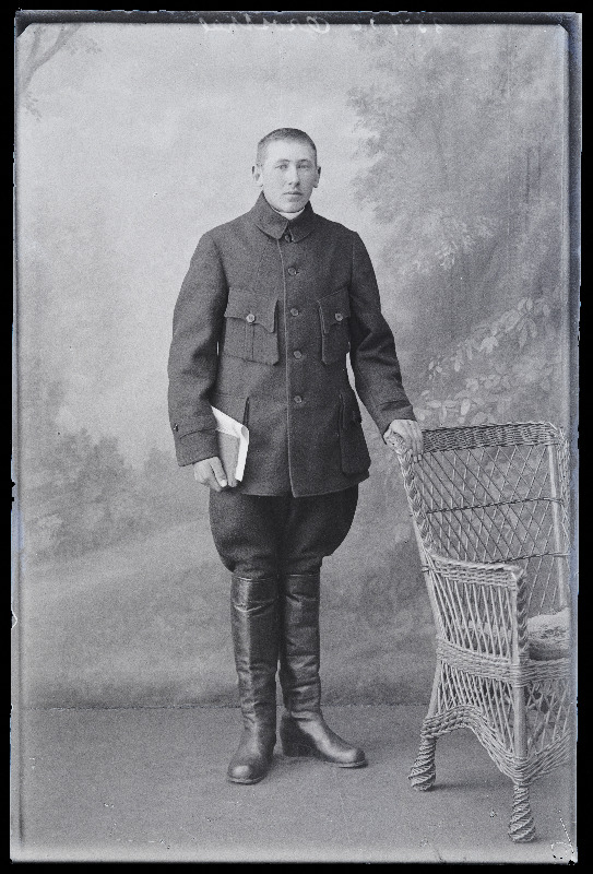Leerilaps August Grossthal.