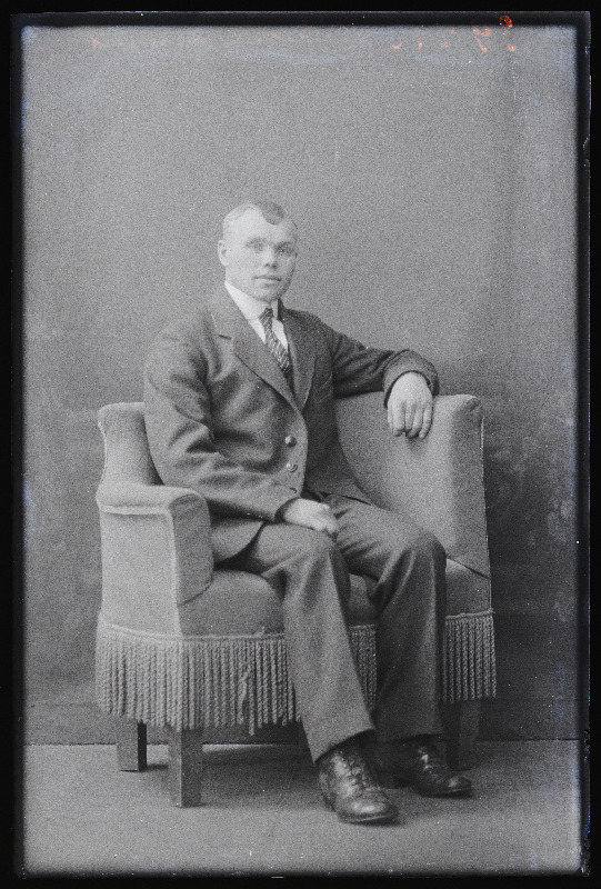 Viktor Mihkelmann.