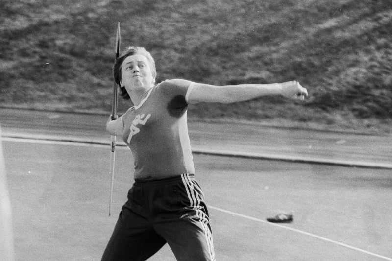Esimestel odaviskevõistlustel NSV Liidu rekordiomaniku Heino Puuste nimelistele auhindadele võitjaks tulnud Raili Kadarik.