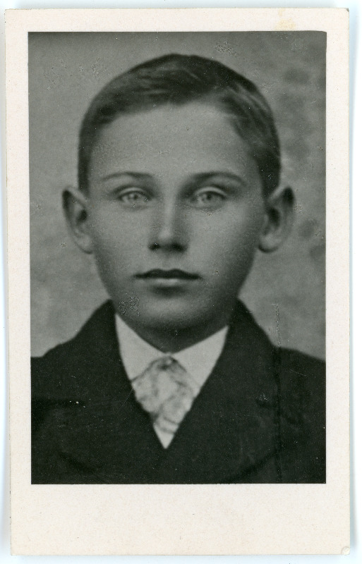 Johannes Vares, dokumendifoto