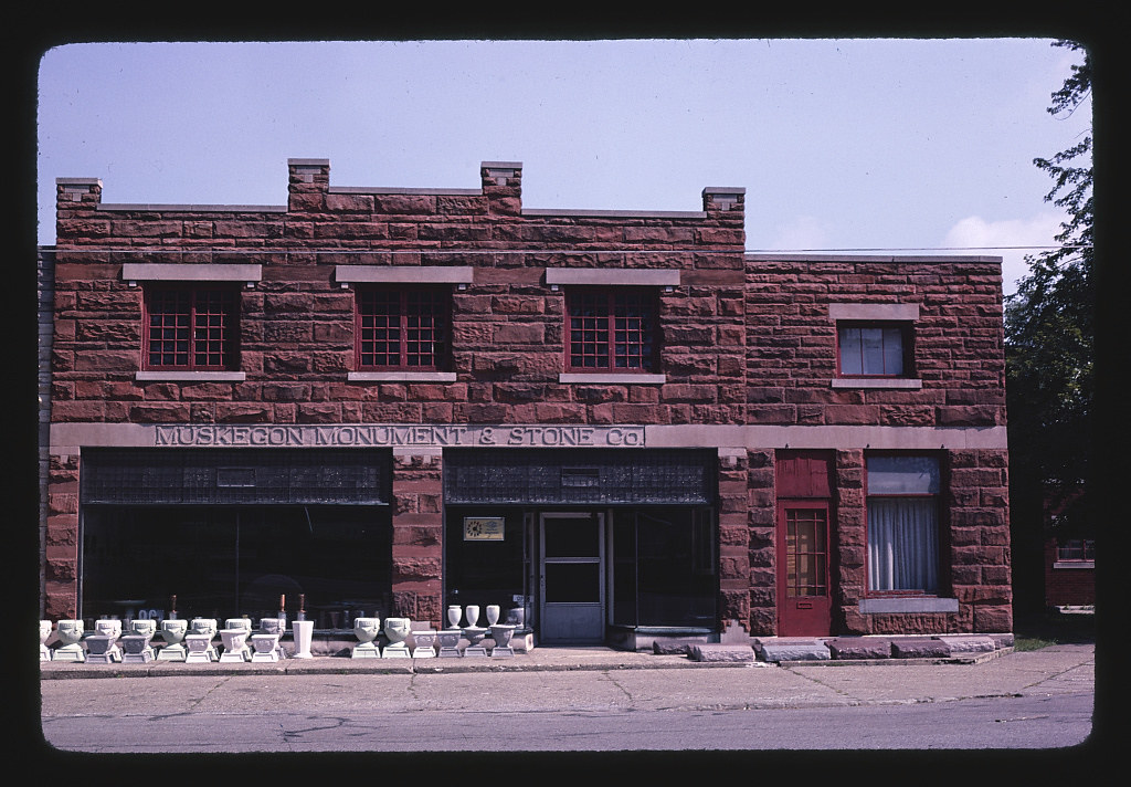 Muskegan Monument Co., Pine Street, Muskegon, Michigan (LOC)