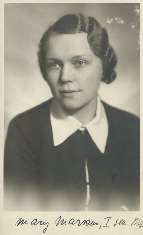 Eesti Naisüliõpilaste Seltsi liige Mary Markus, portreefoto