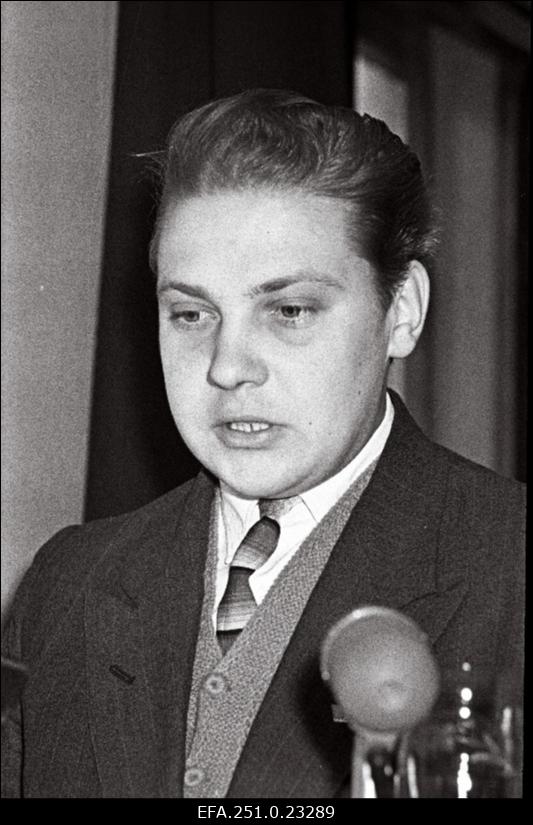 Haapsalu rajooni kolhoosi Virtsu kalur esimees Mart Leiumaa.